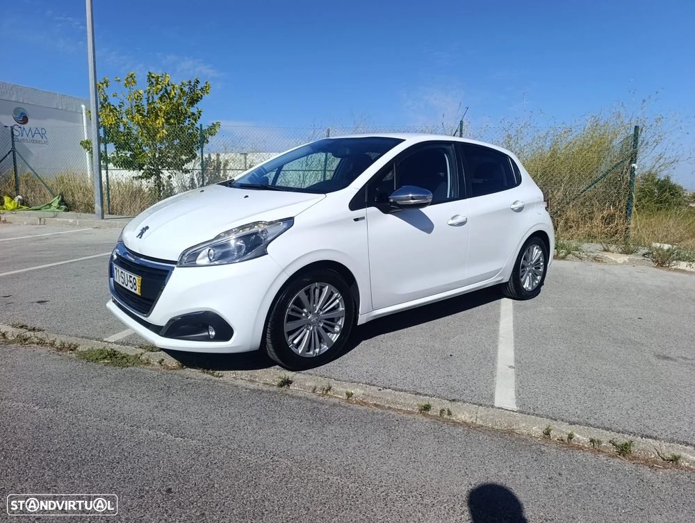 Peugeot 208 1.2 PureTech Style - 2