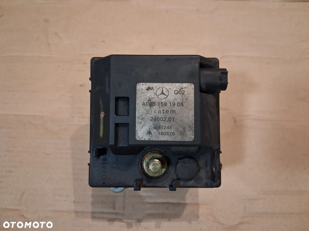 Podgrzewacz wody MERCEDES W203 A0001591904 OE - 1