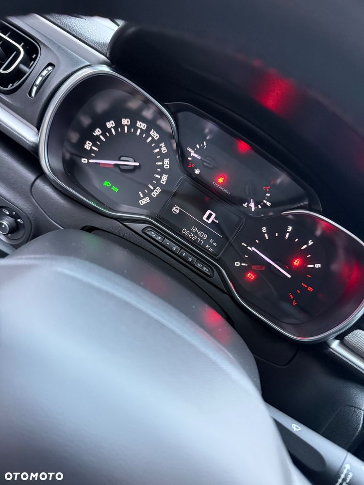 Citroën C3 1.2 PureTech Shine - 17