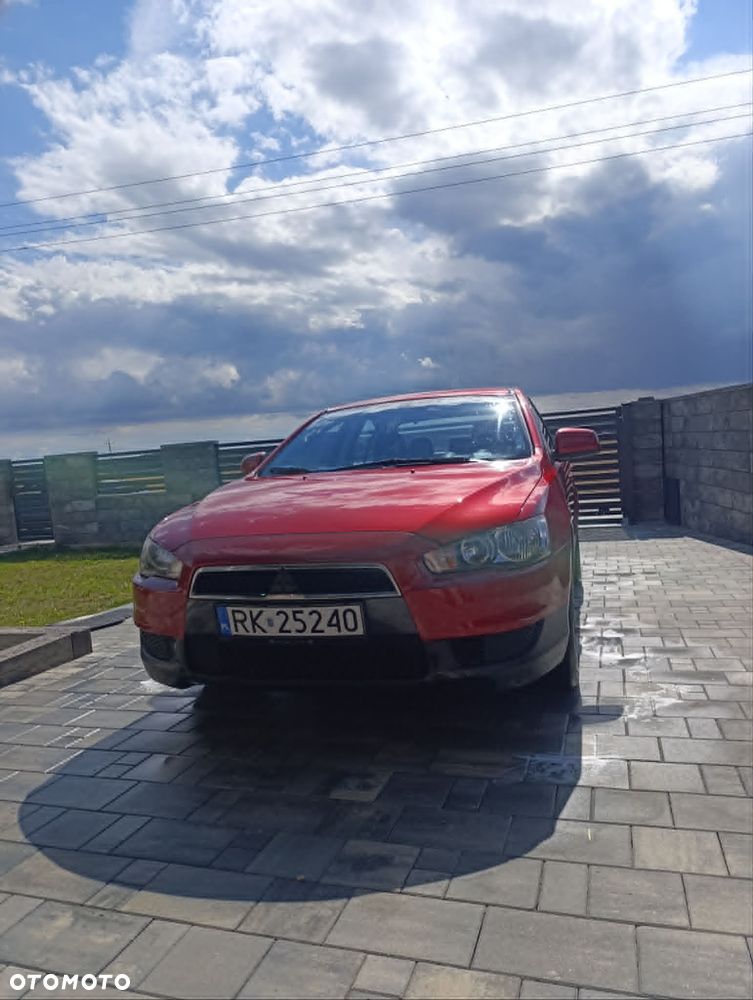 Mitsubishi Lancer 1.5 Invite - 1