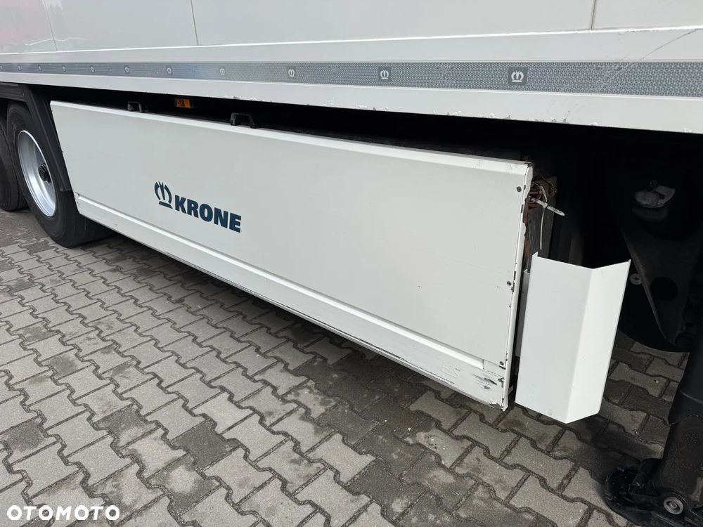 Krone Hakowa, Thermo King SLXi 400 - 22