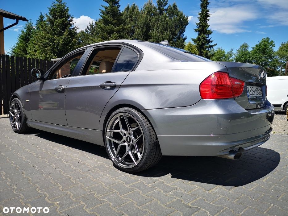 Alufelgi Japan Racing JR34 19" 8,5J+9,5J 5x120 BMW E90 E91 E92 F30 F10 - 5
