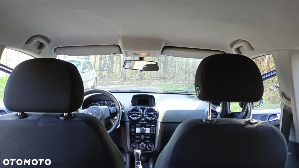 Opel Corsa 1.4 16V Edition - 8