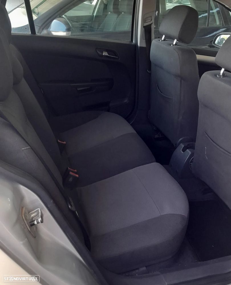 Opel Astra 1.3 CDTI Enjoy EcoFLEX - 5