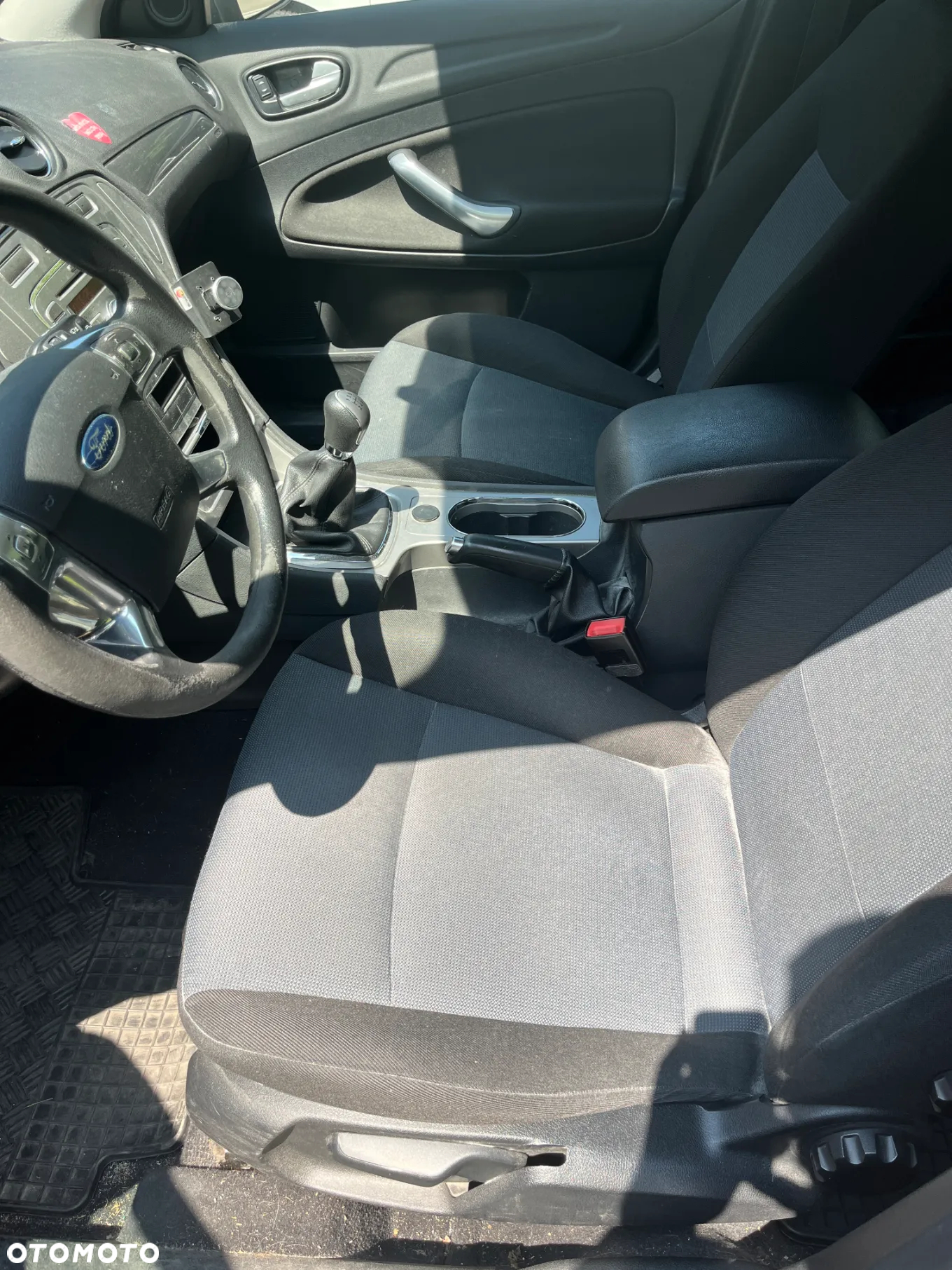 Ford Mondeo 1.8 TDCi Silver X - 11