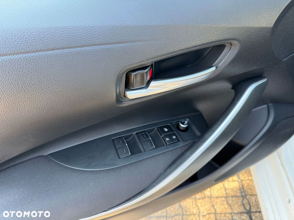 Toyota Corolla 1.8 Hybrid Comfort - 24