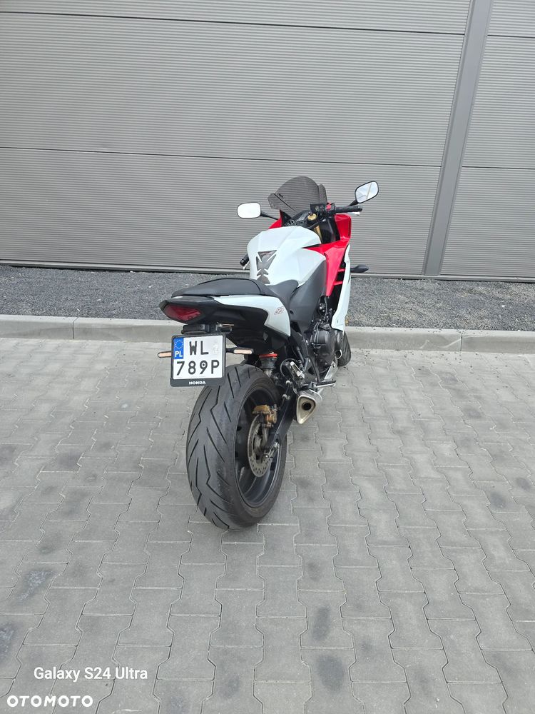 Honda CBR - 26