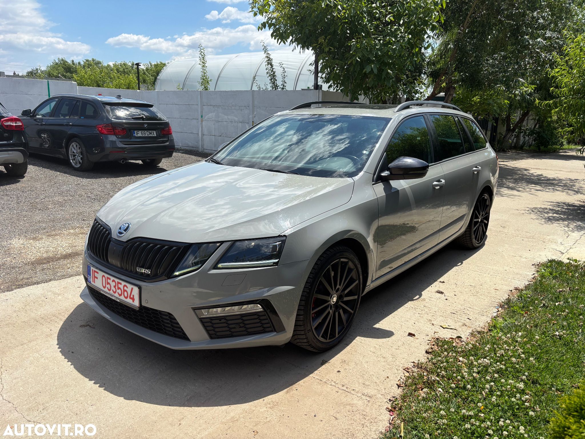 Skoda Octavia 2.0 TDI 4x4 DSG RS - 1