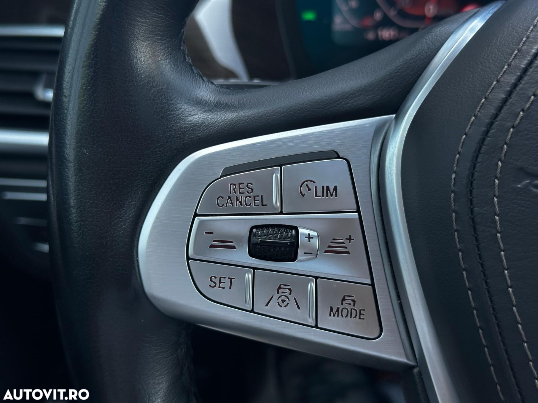 BMW Seria 7 730Ld - 35