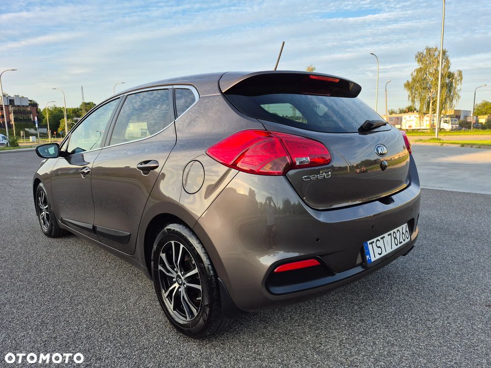 Kia Ceed 1.6 GDI L Business Line - 7