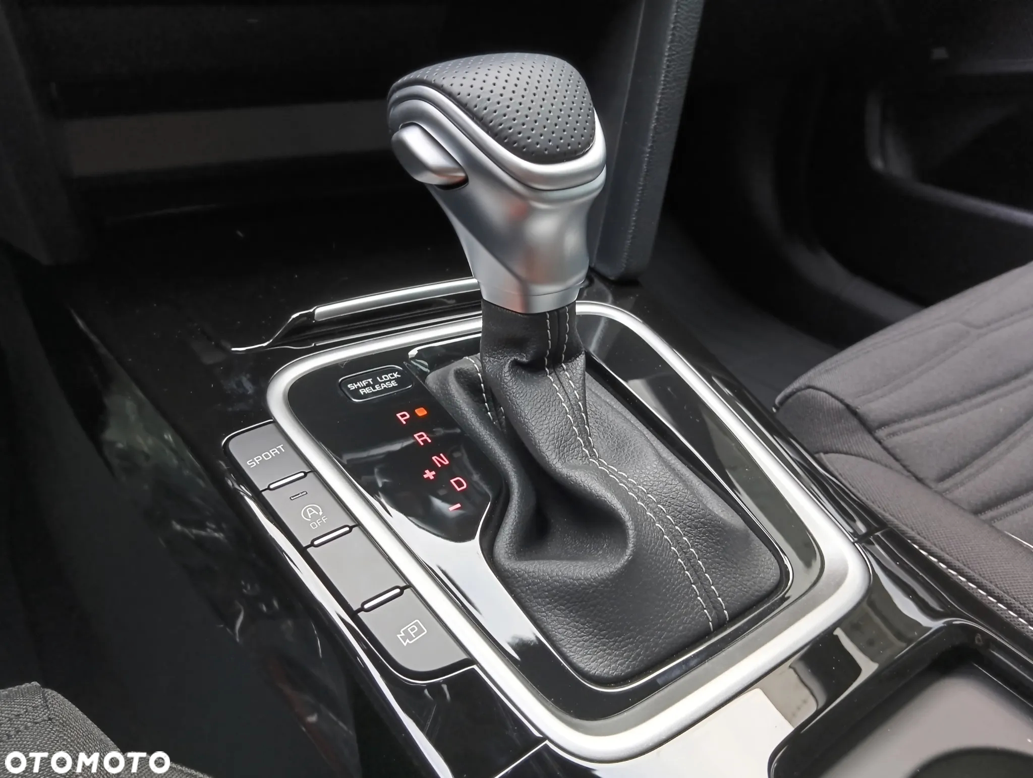 Kia ProCeed 1.5 T-GDI GT Line DCT - 16