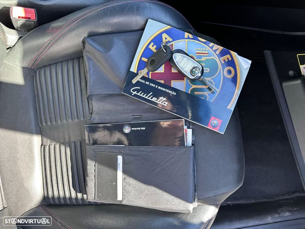 Alfa Romeo Giulietta 1.6 JTDM Distinctive - 29