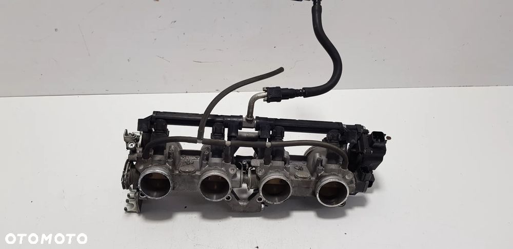 Suzuki GSR 600 06-10 Przepustnica - 2