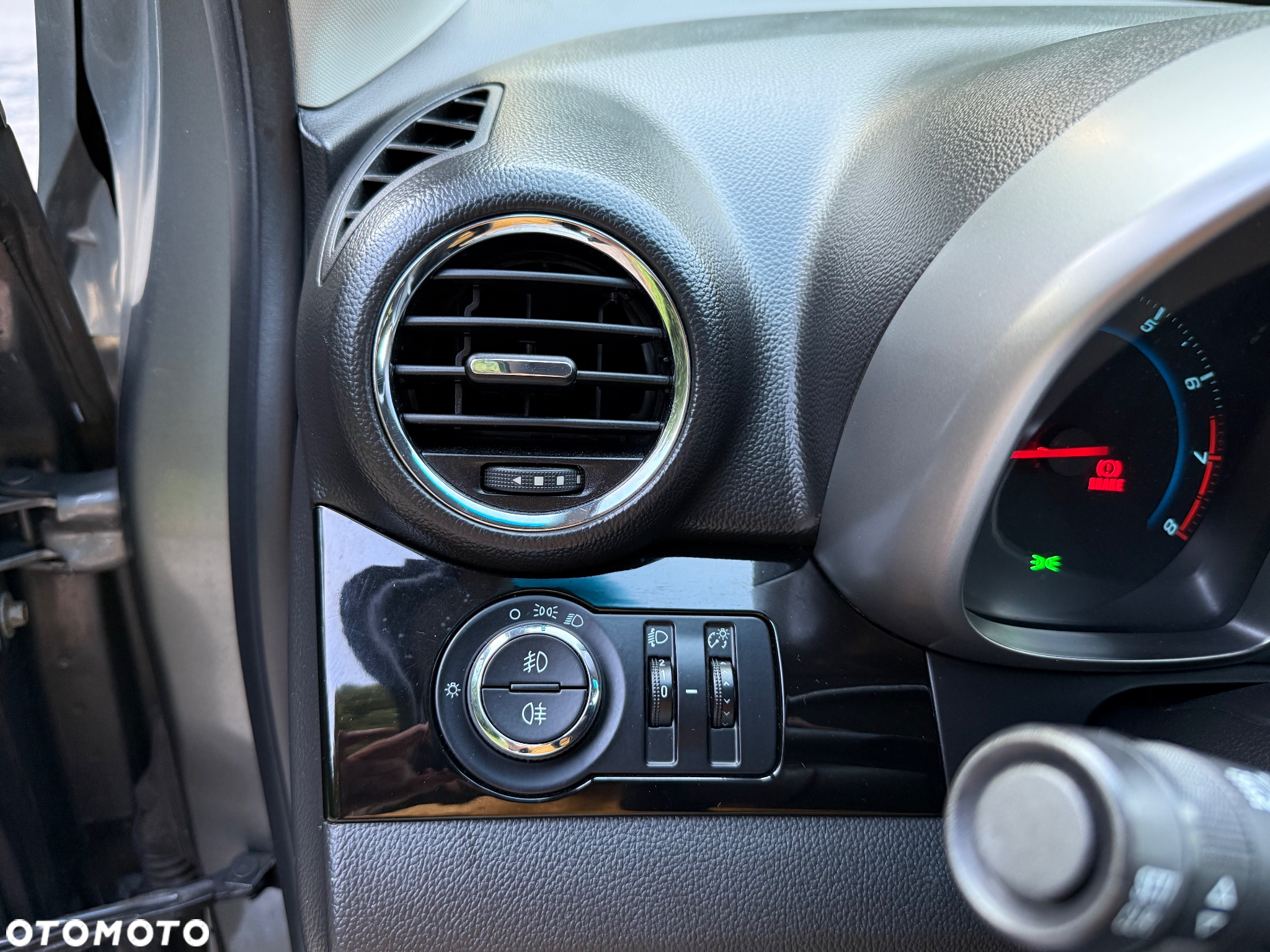 Chevrolet Orlando 1.8 LS+ - 30