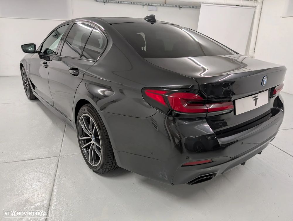 BMW 530 e Pack M - 21