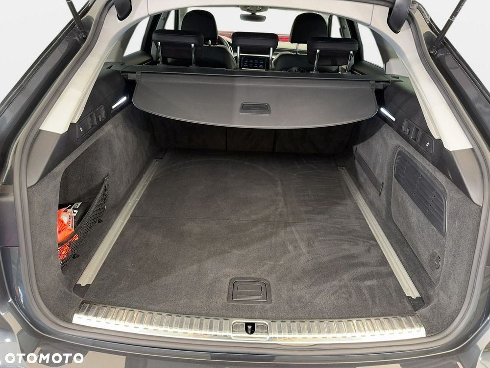 Audi A6 Avant - 16