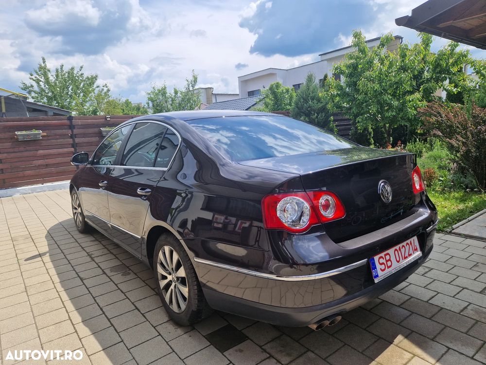 Volkswagen Passat 2.0 TDI DPF BlueMotion Technology Comfortline - 4