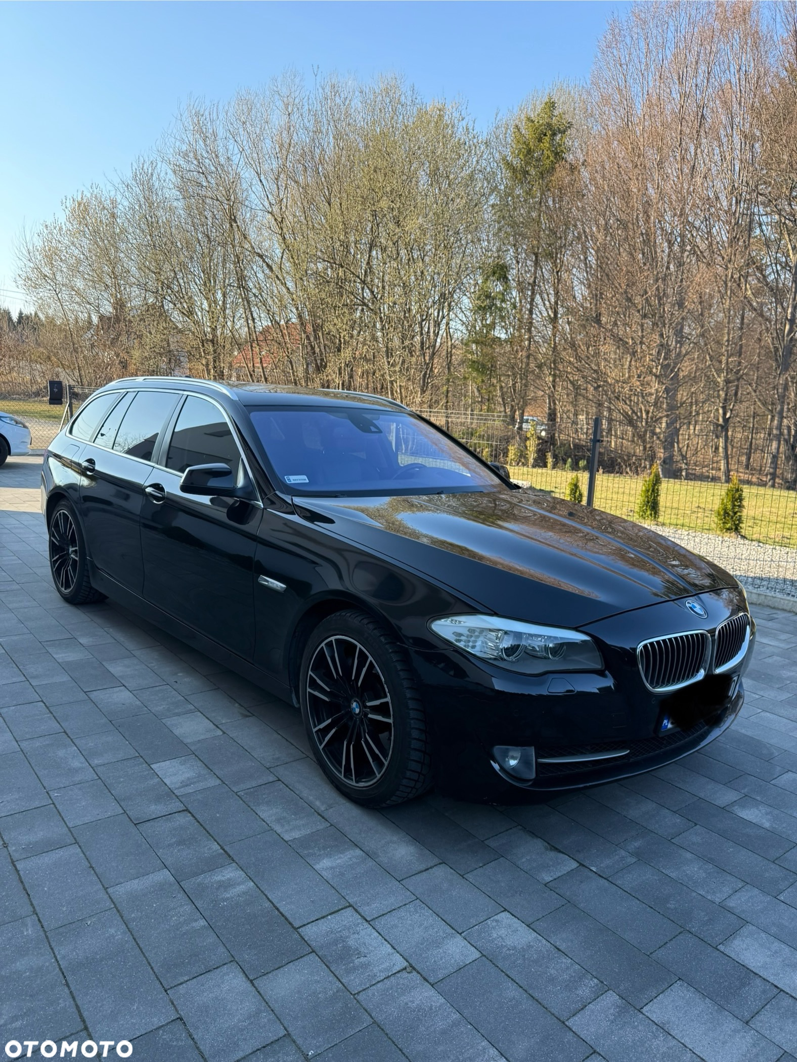 BMW Seria 5 530d xDrive Touring Luxury Line - 4