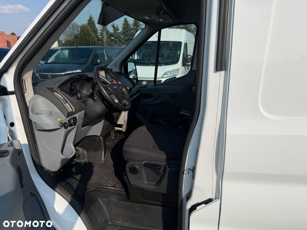 Ford Transit - 17