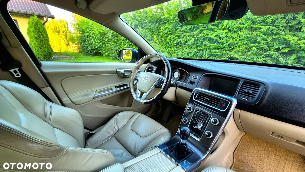 Volvo S60 D2 Summum - 21