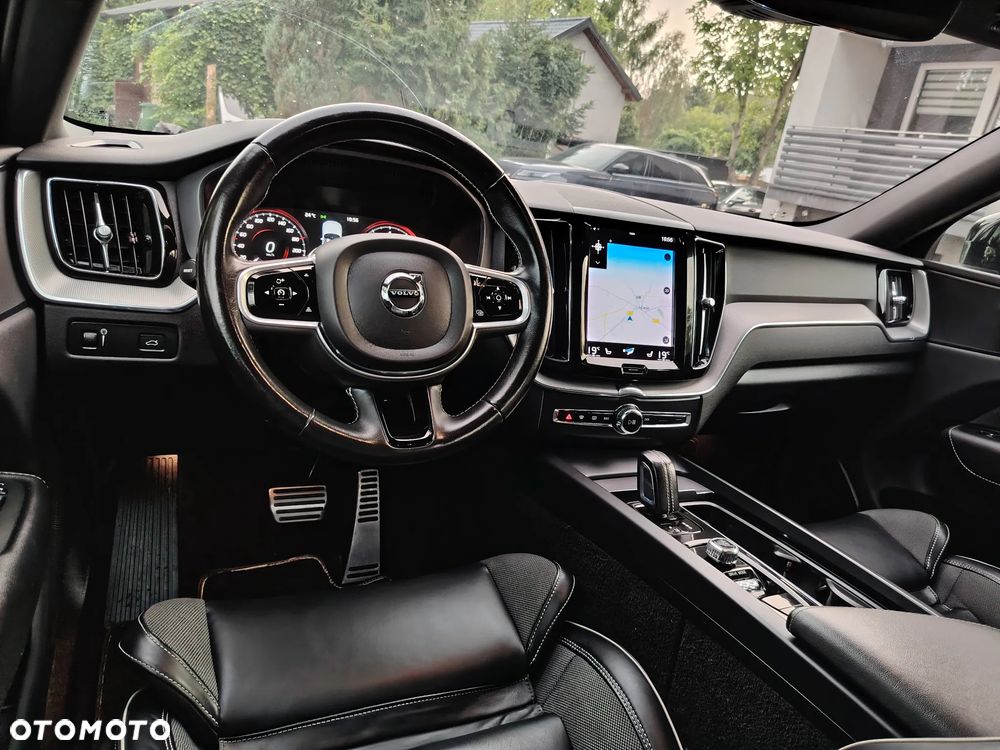 Volvo XC 60 B4 B R-Design - 34