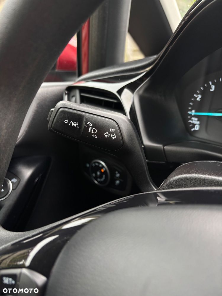 Ford Fiesta 1.1 S&S COOL&CONNECT - 18