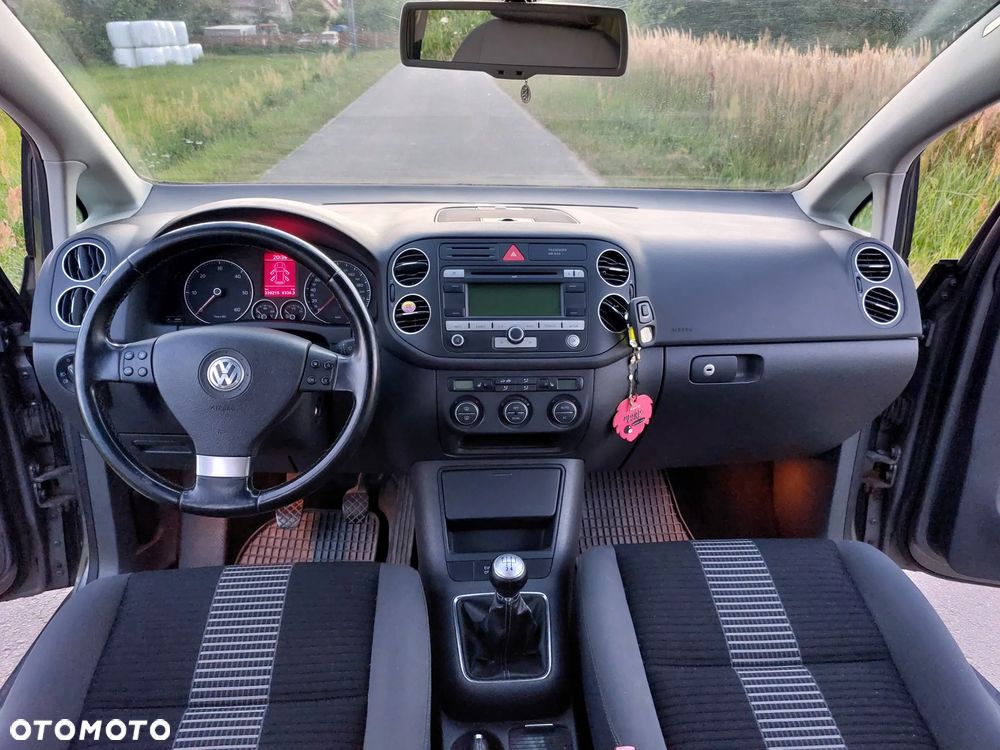 Volkswagen Golf Plus 1.9 TDI DPF United - 13
