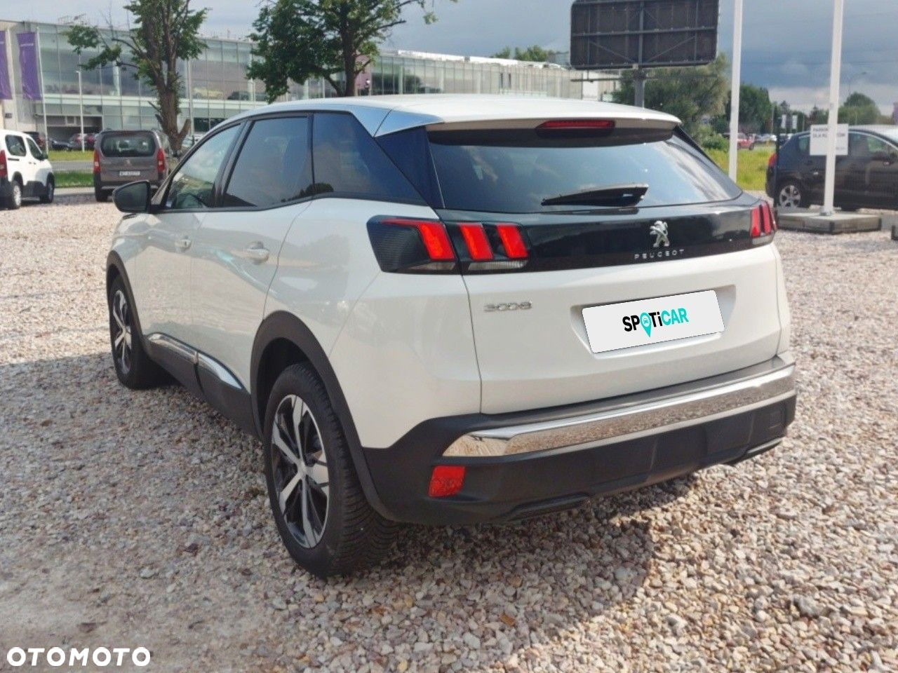 Peugeot 3008 1.5 BlueHDi Allure Pack S&S EAT8 - 7