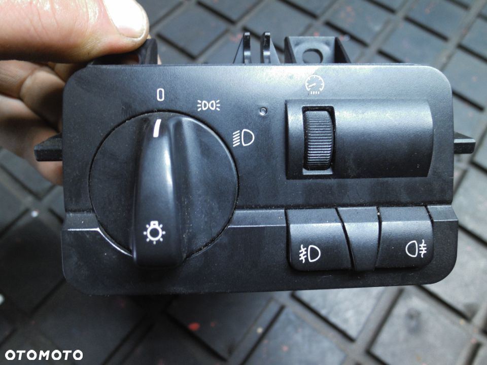 BMW E46 WŁĄCZNIK ŚWIATEŁ 6901430 - 1
