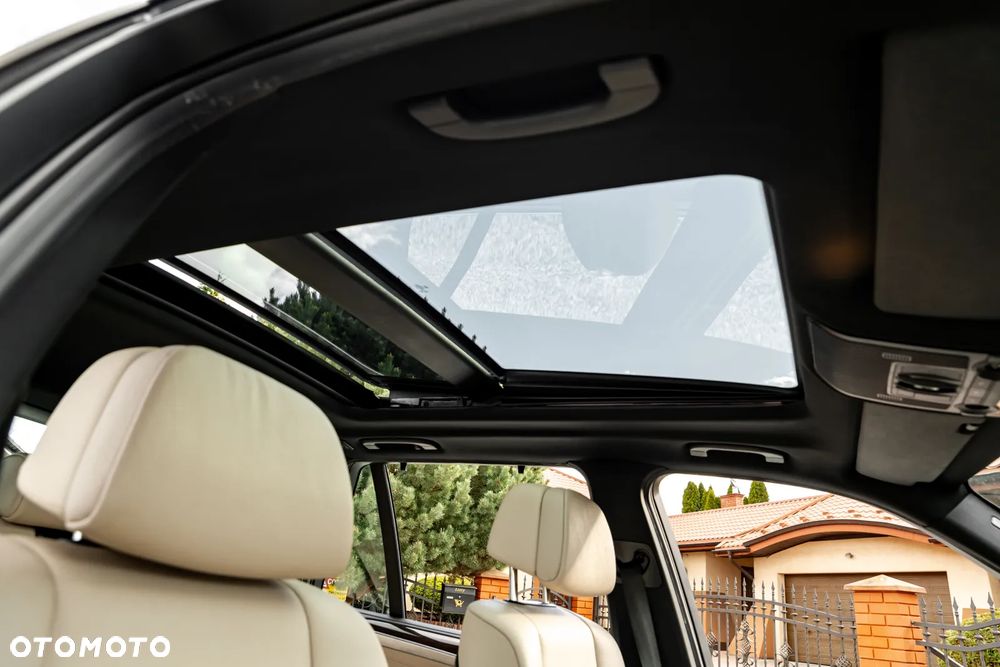 BMW X5 xDrive40d - 27