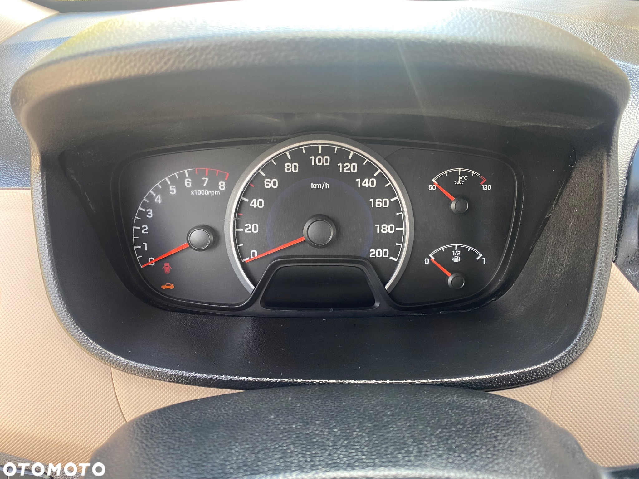 Hyundai i10 - 16