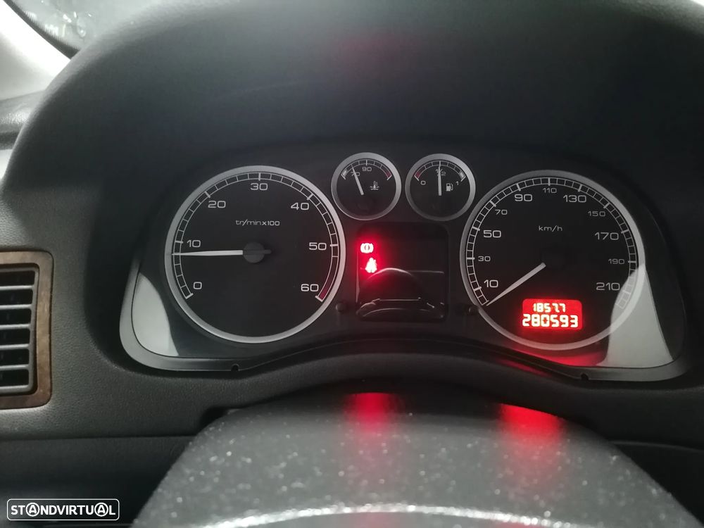 Peugeot 307 1.4 HDi Premium - 10