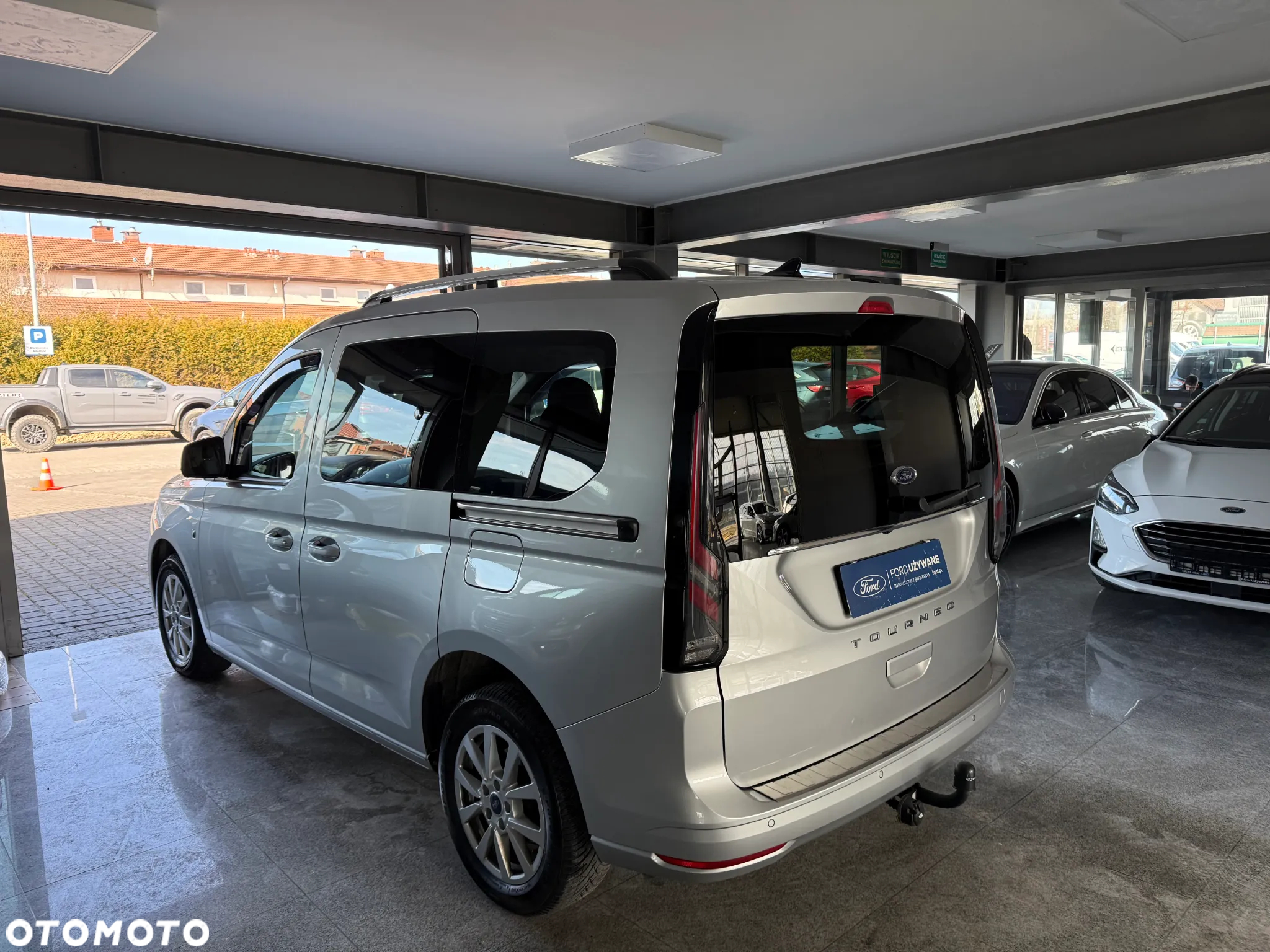 Ford Tourneo Connect 2.0 EcoBlue Titanium - 11