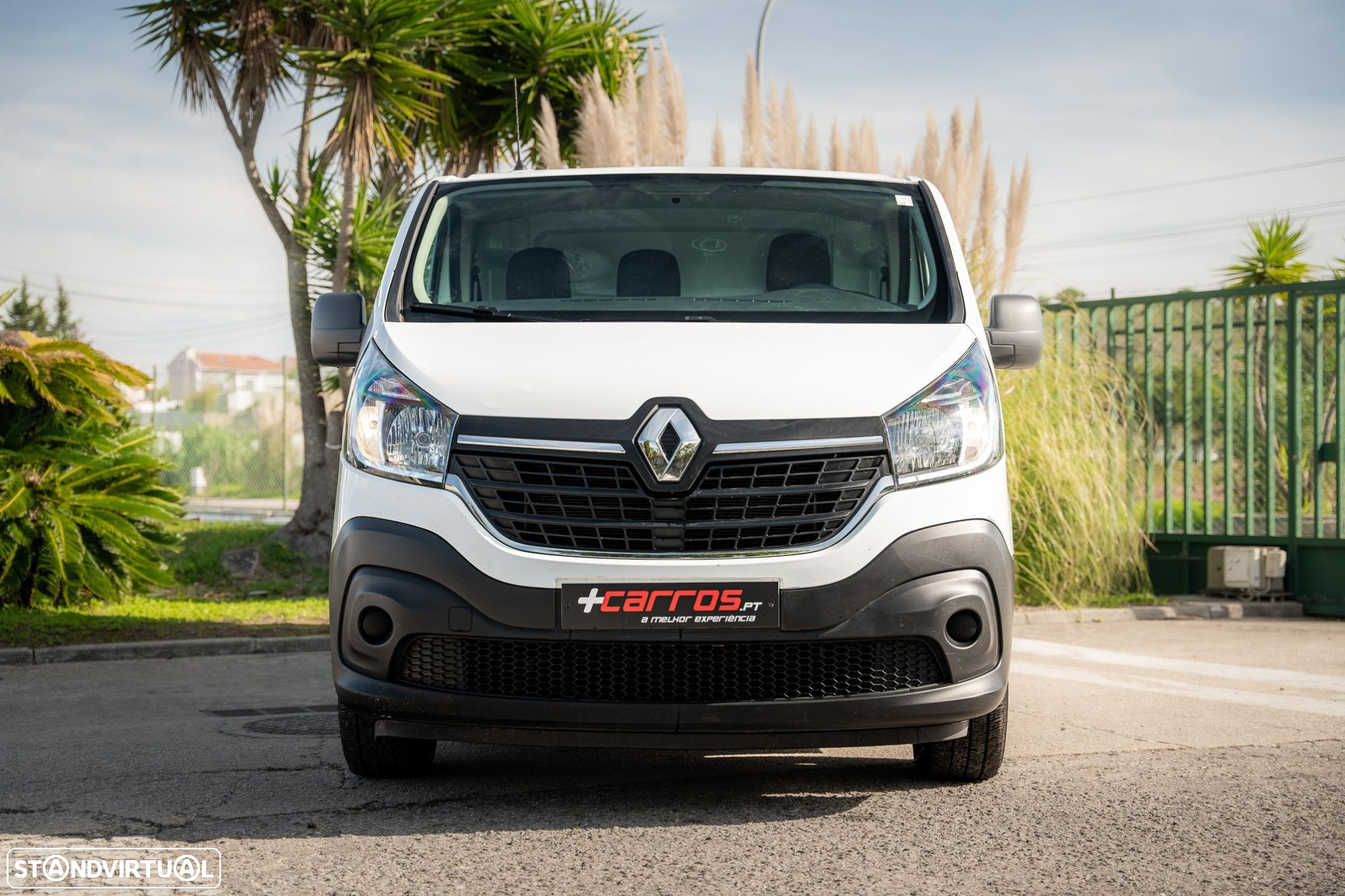 Renault Trafic 2.0 dCi L2H1 3T Grand Confort - 3