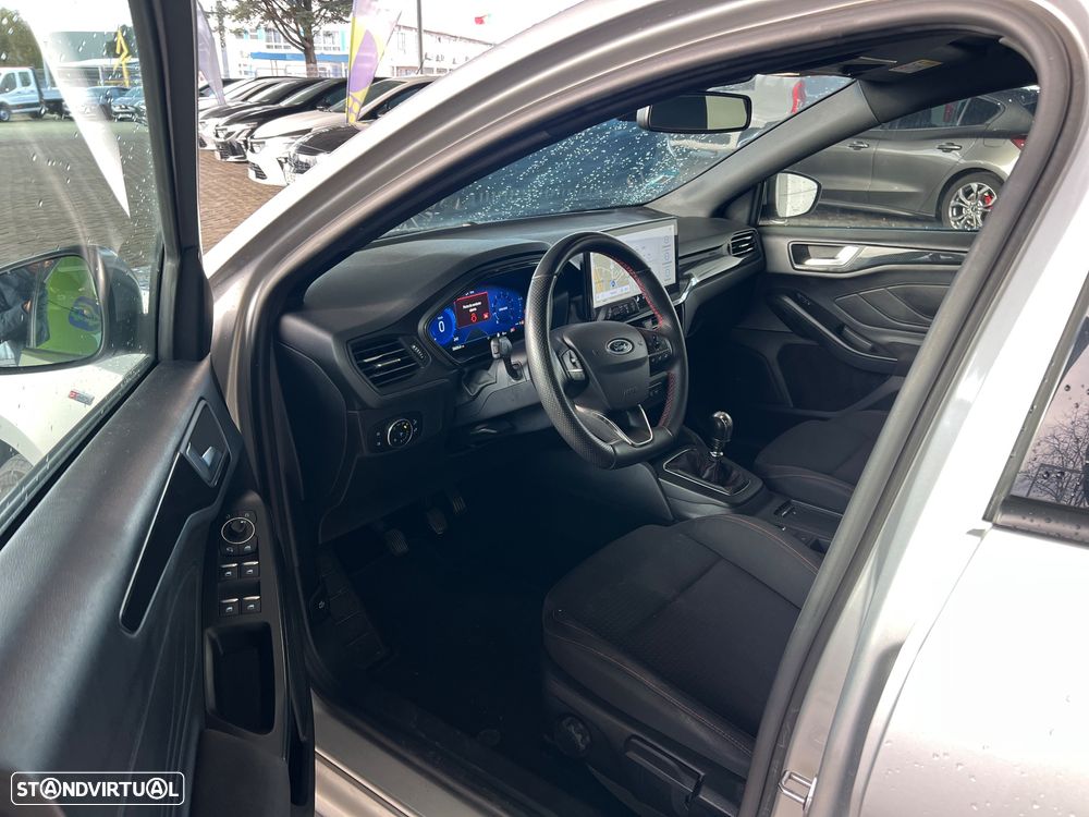 Ford Focus SW 1.0 EcoBoost MHEV ST-Line X - 5
