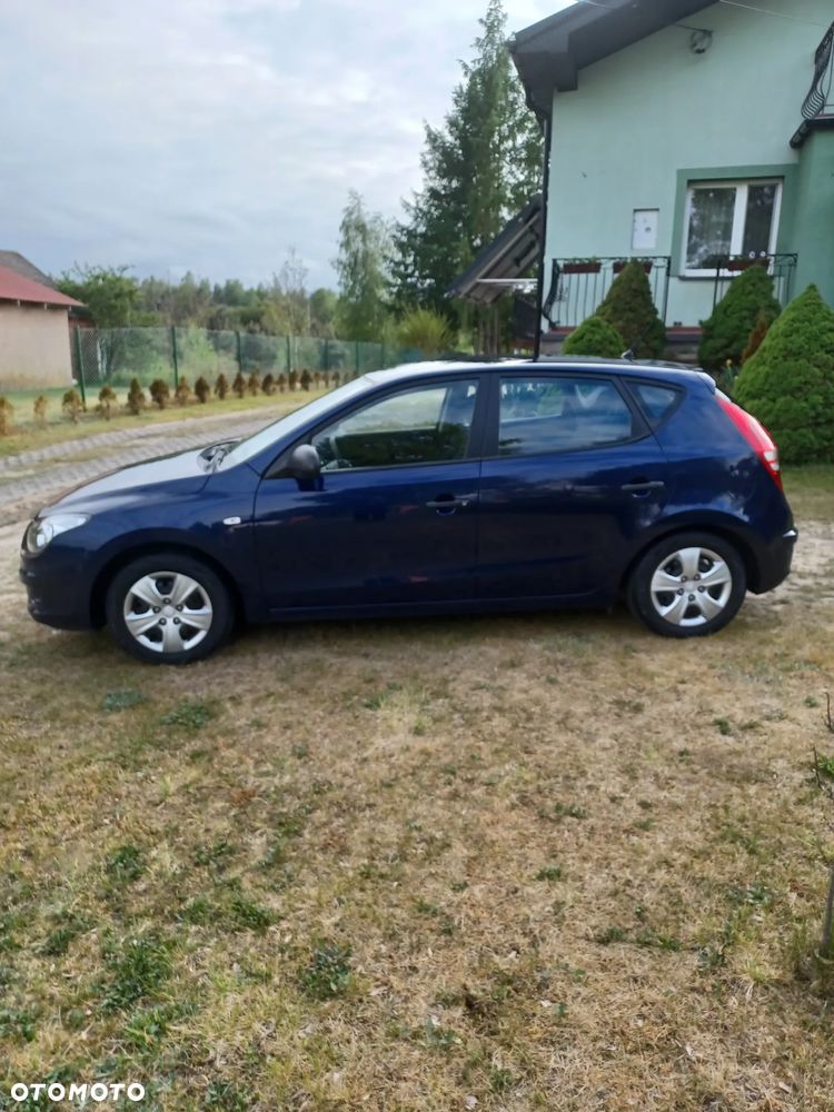 Hyundai i30 1.4 Blue Classic - 3
