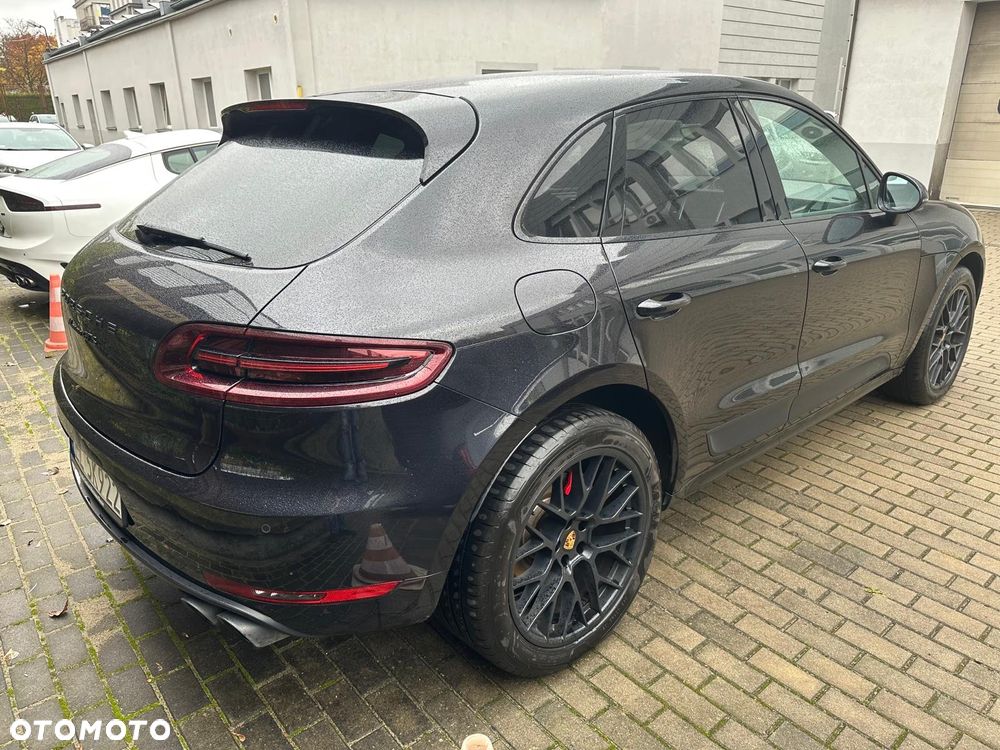 Porsche Macan GTS - 2