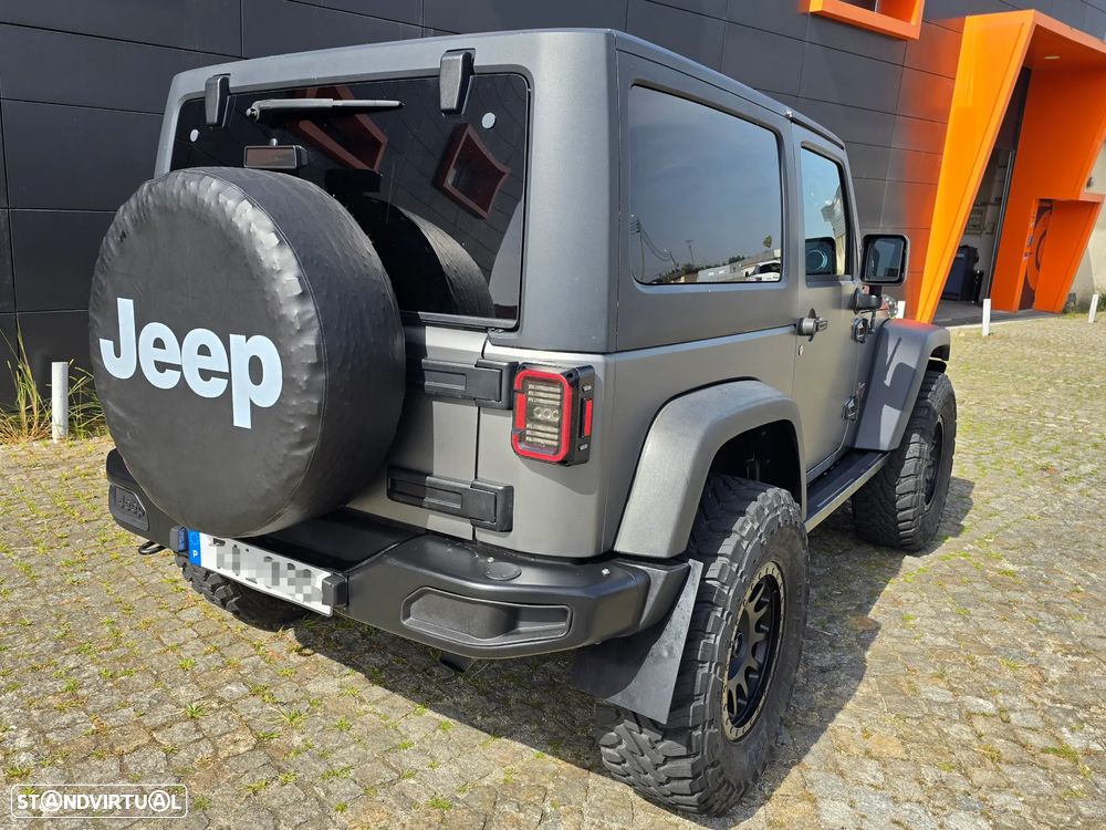 Jeep Wrangler - 3