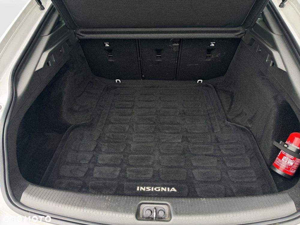 Opel Insignia 1.5 T Elite S&S - 28