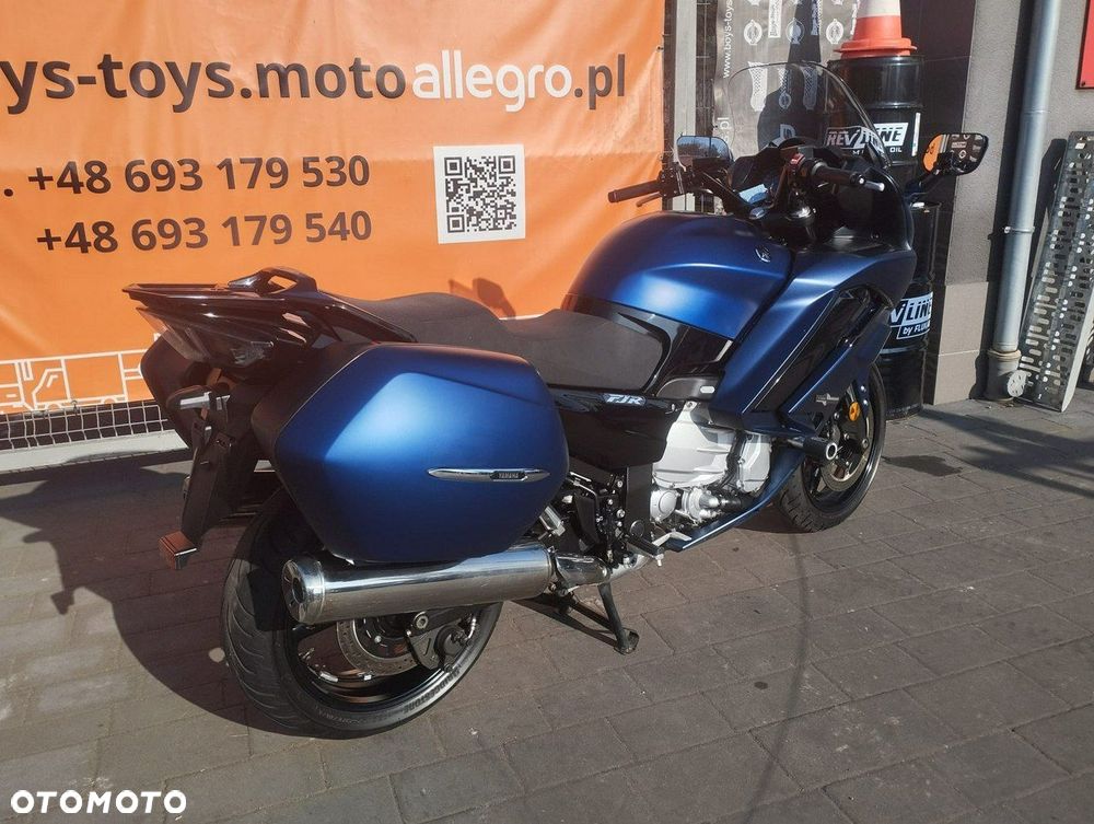 Yamaha FJR - 10
