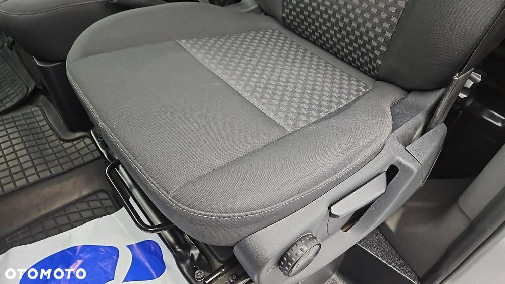 Ford Transit Custom - 12