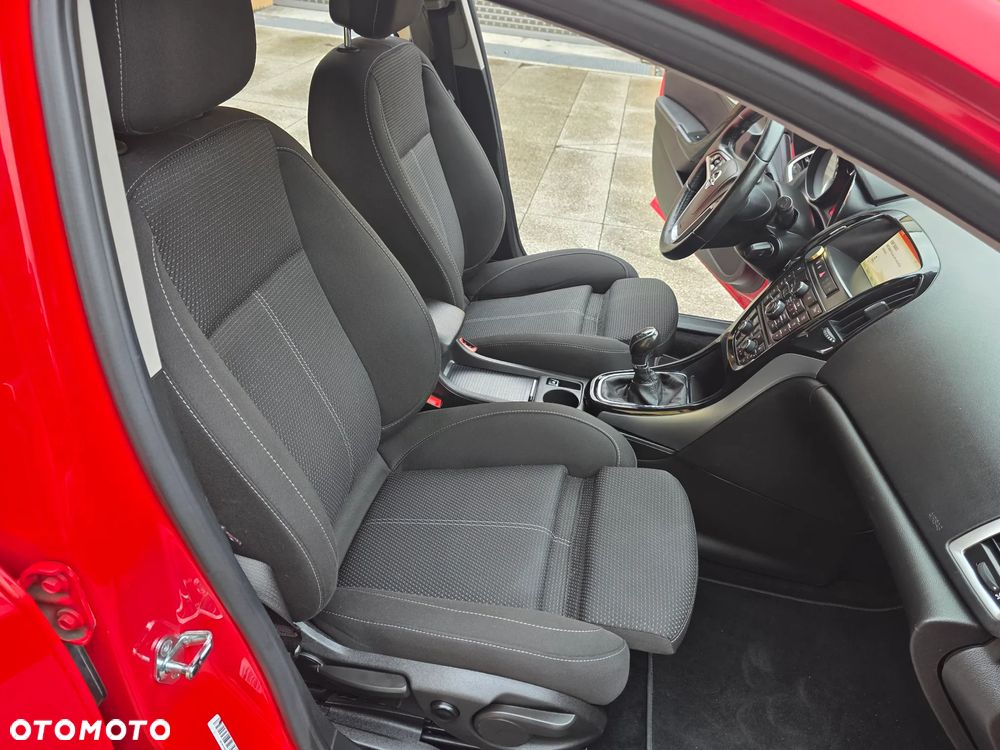 Opel Astra 2.0 CDTI Cosmo - 14