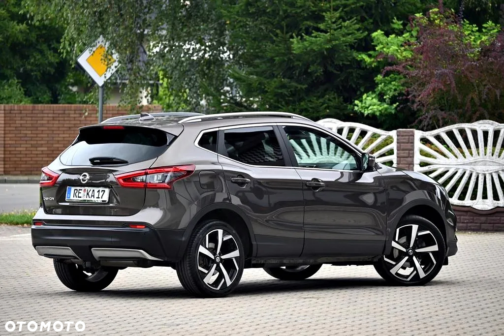Nissan Qashqai 1.2 DIG-T Xtronic TEKNA+ - 21
