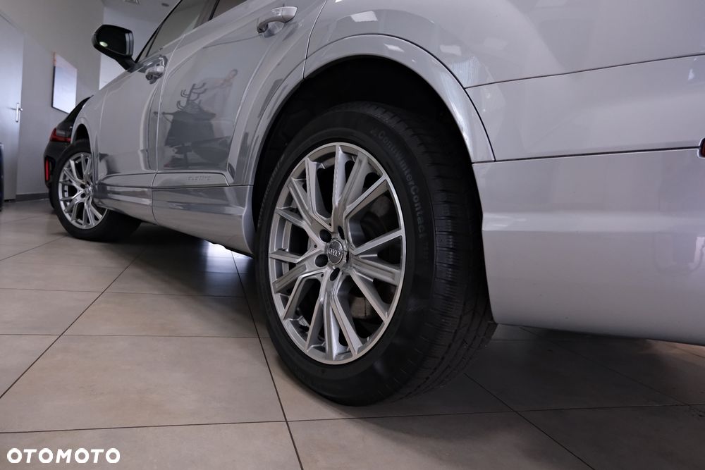 Audi Q7 - 24
