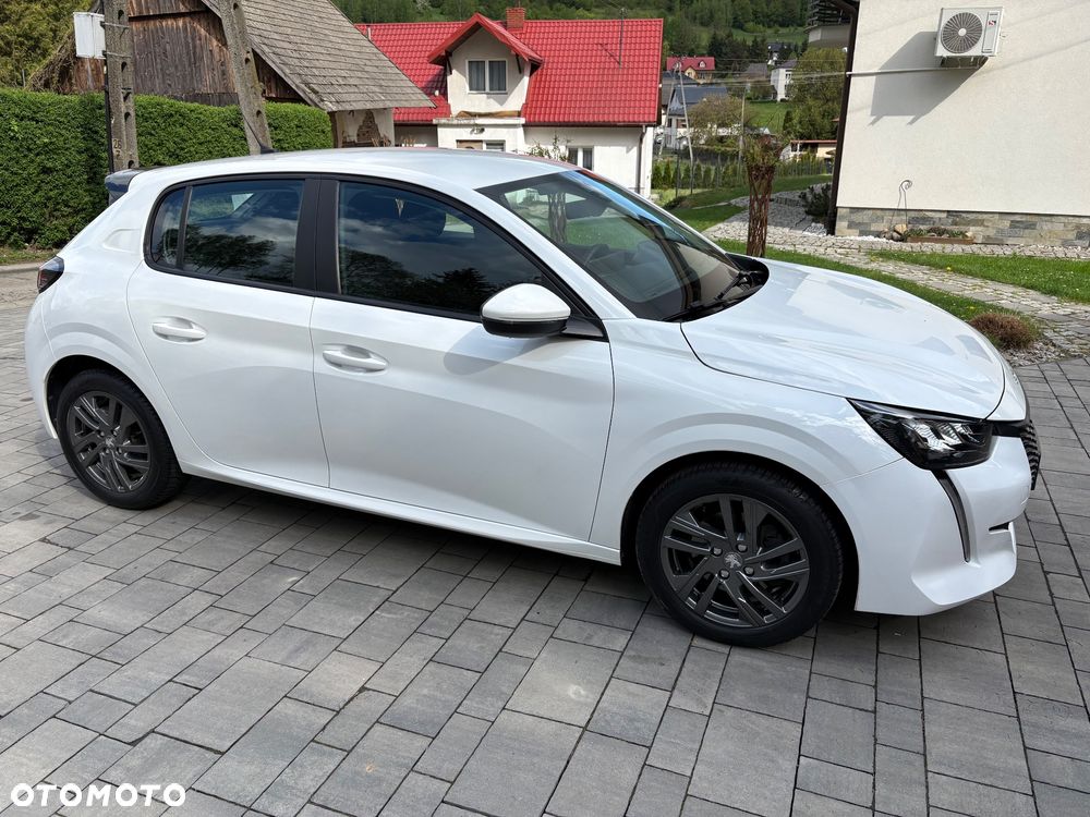 Peugeot 208 - 6