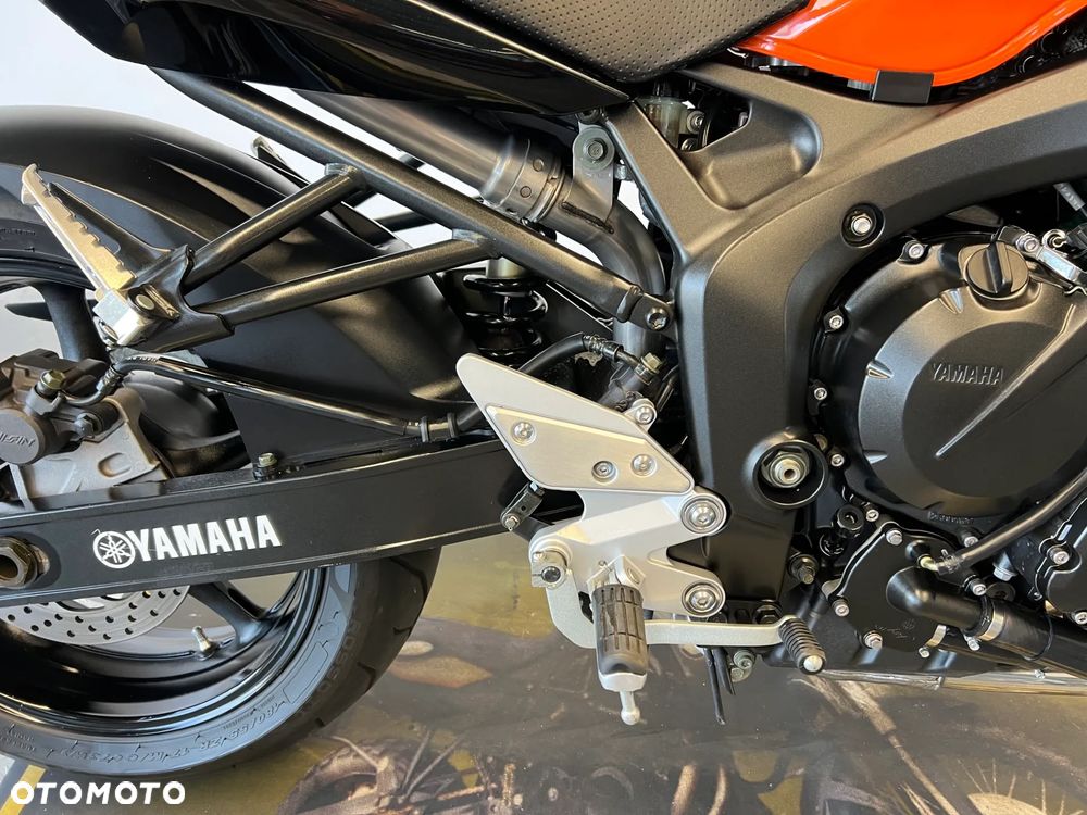 Yamaha FZ6 - 29