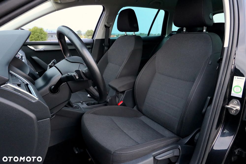 Skoda Octavia 2.0 TDI Drive DSG - 33
