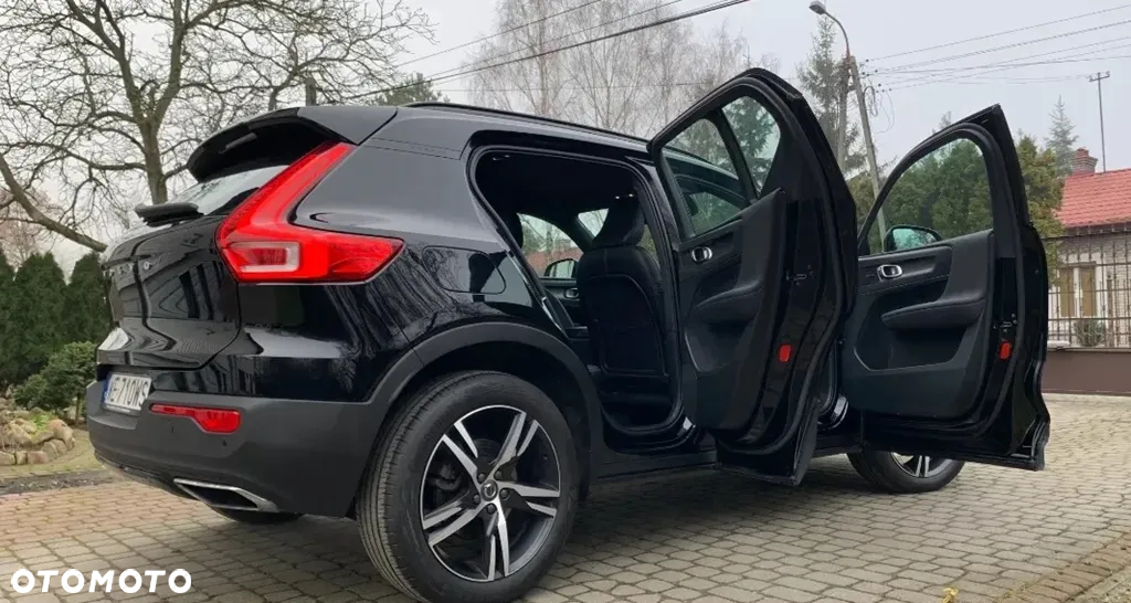 Volvo XC 40 T4 AWD R-Design - 34