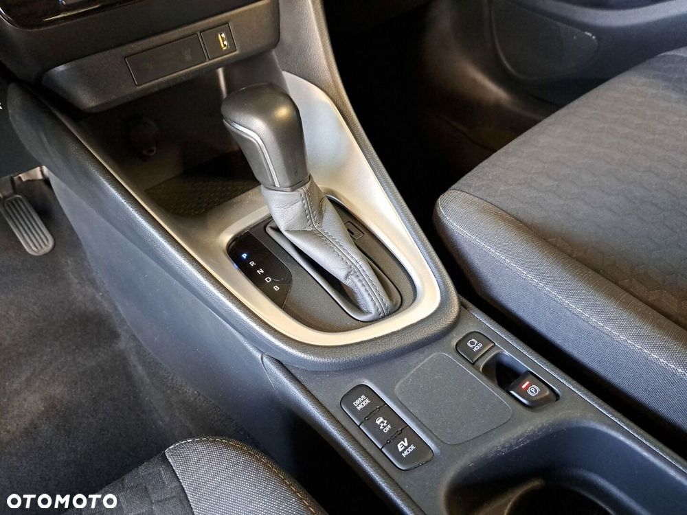 Toyota Yaris Hybrid 1.5 Comfort - 27