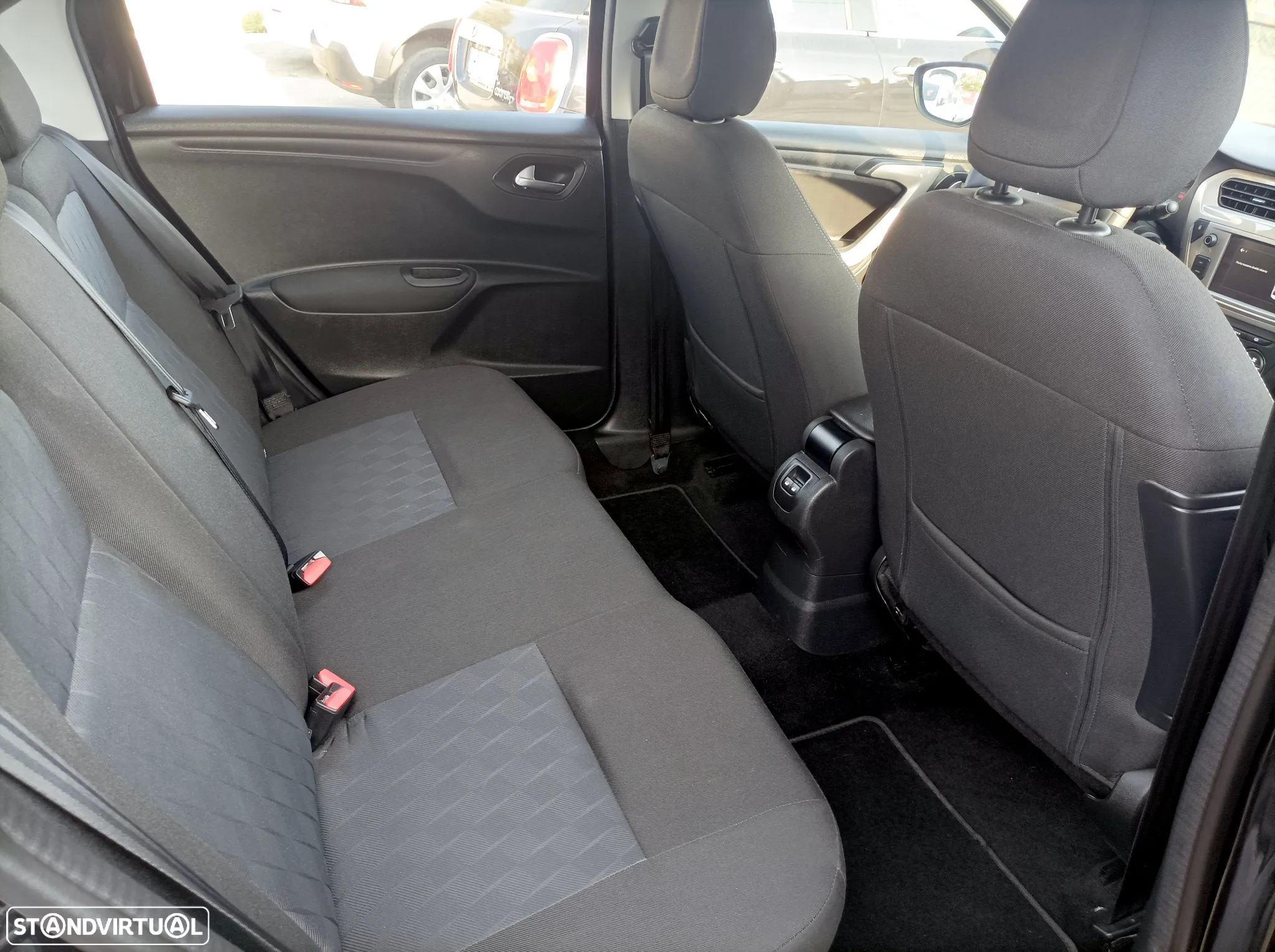 Citroën C-Elysée 1.2 PureTech Shine - 9